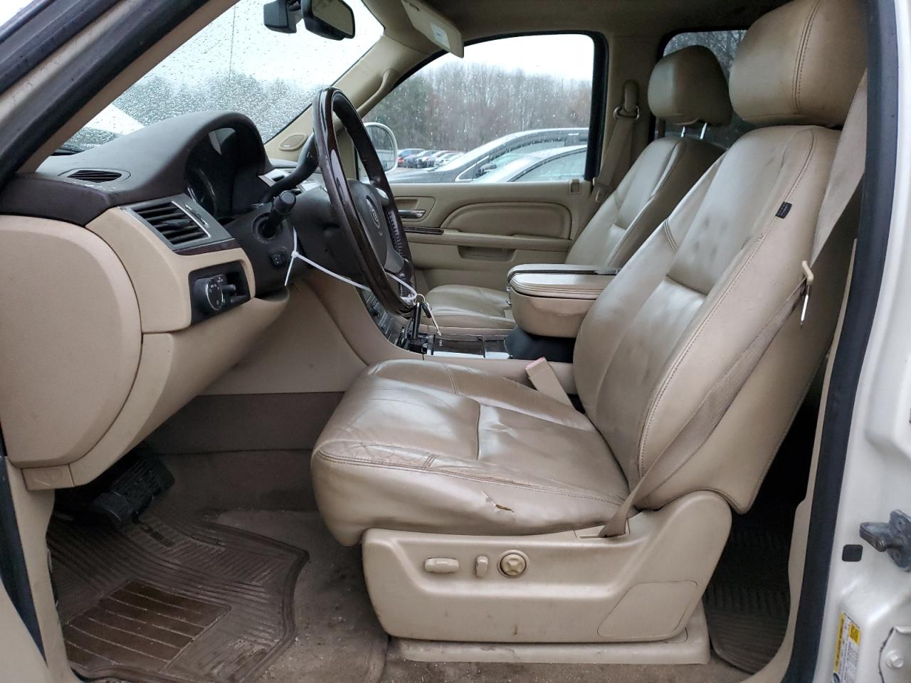 2011 Cadillac Escalade Ext Luxury VIN: 3GYT4MEF6BG318249 Lot: 84099544