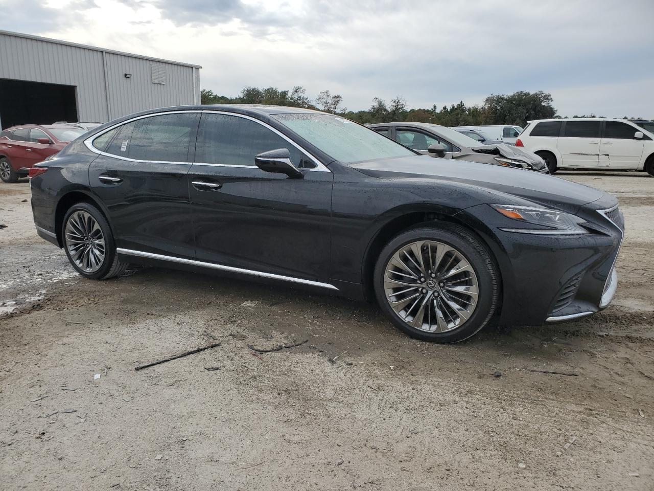 2018 Lexus LS - Image 4