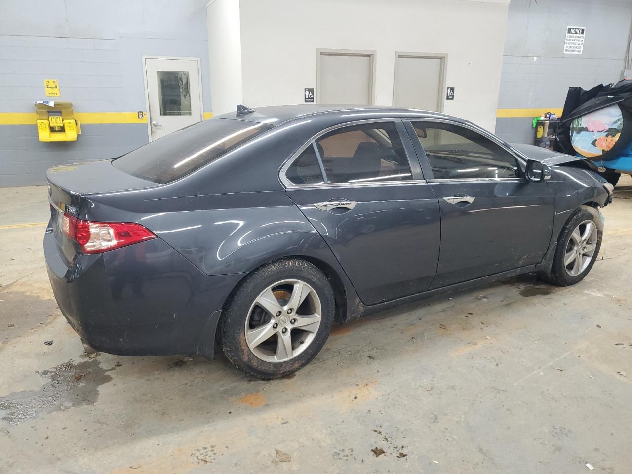 VIN JH4CU2F69DC010022 2013 ACURA TSX no.3