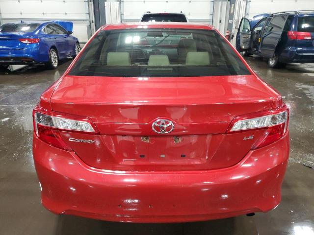  TOYOTA CAMRY 2014 Красный