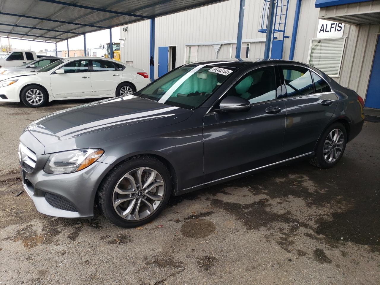 VIN 55SWF4JB1HU211347 2017 MERCEDES-BENZ C-CLASS no.1