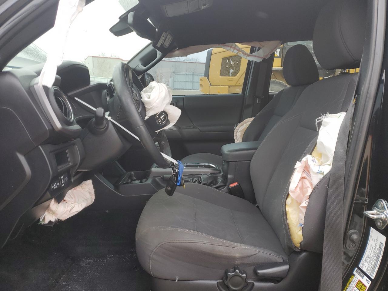 2019 Toyota Tacoma - Image 7
