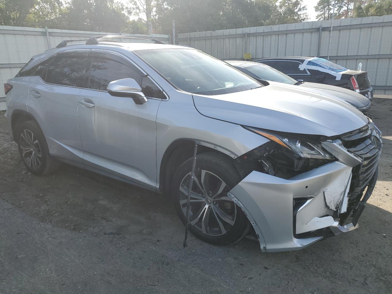 2017 Lexus RX - Image 4