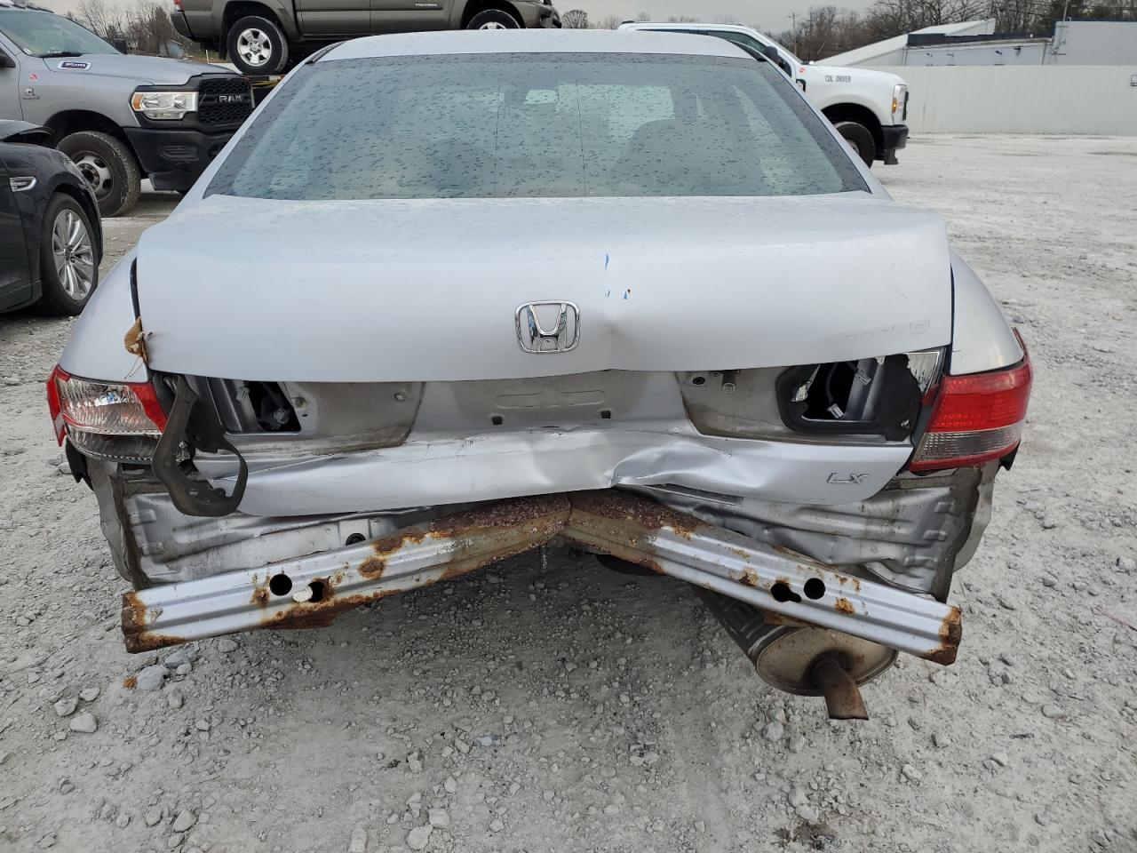 2004 Honda Accord - Image 6