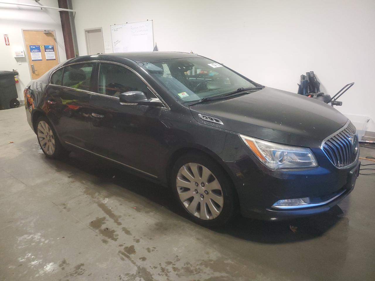 VIN 1G4GE5G34FF162387 2015 BUICK LACROSSE no.4