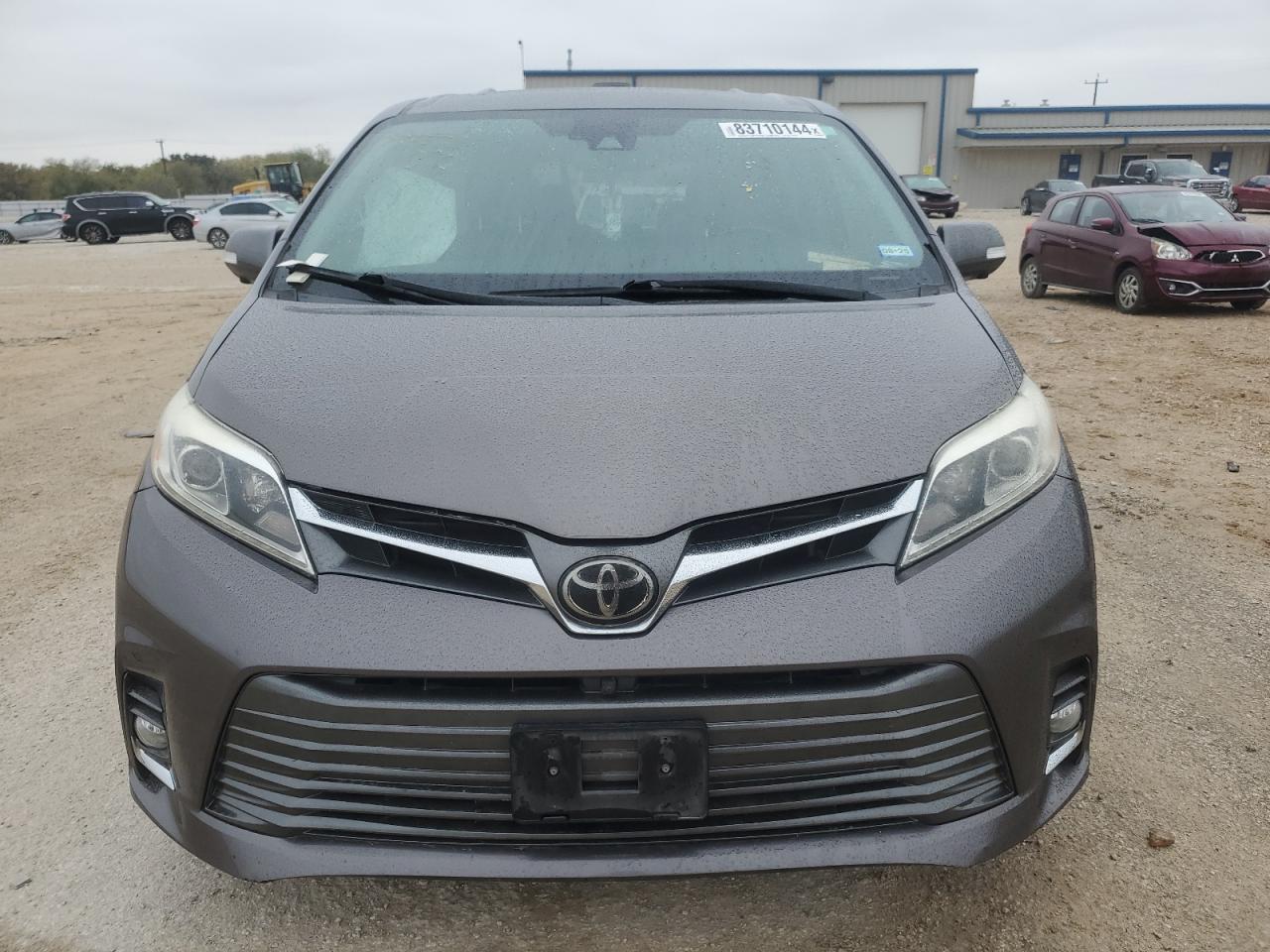2019 Toyota Sienna - Image 5