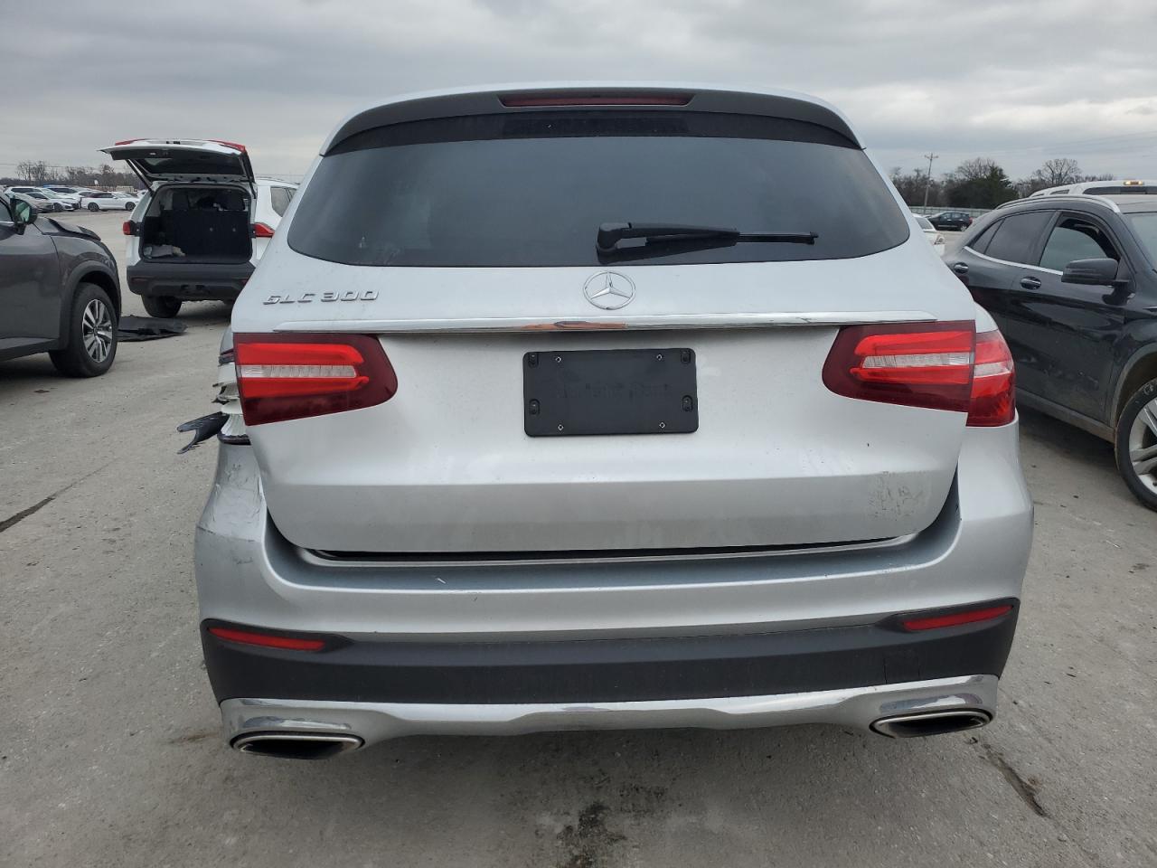 2017 Mercedes-Benz Glc 300 VIN: WDC0G4JB0HF188881 Lot: 84374884