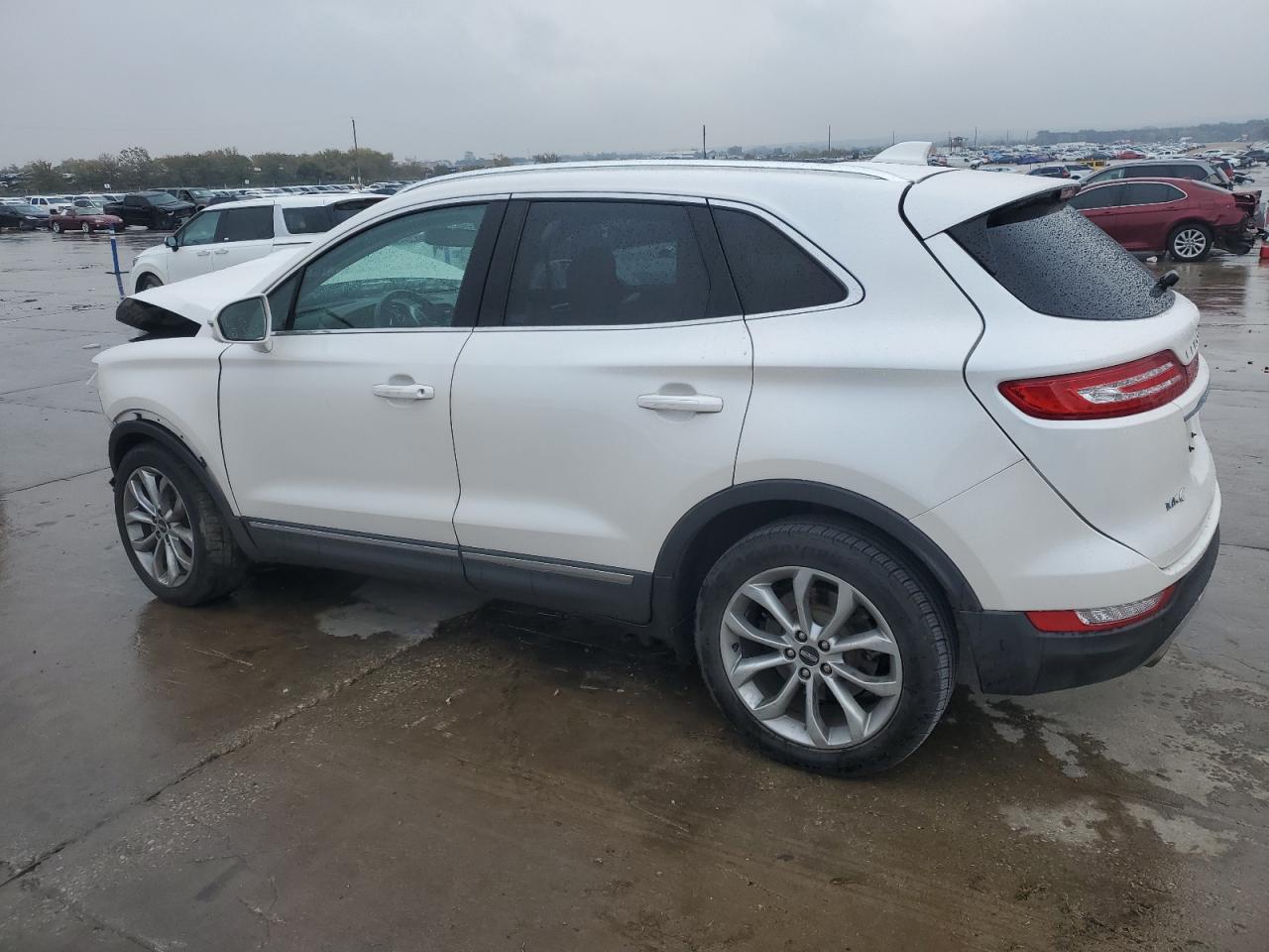 2019 Lincoln MKC - Image 2