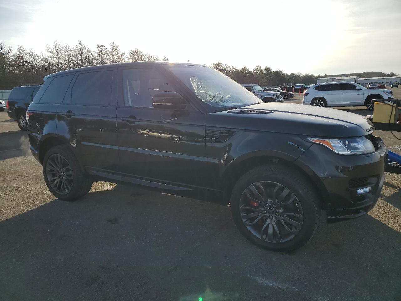 2017 Land Rover Range Rover - Image 4