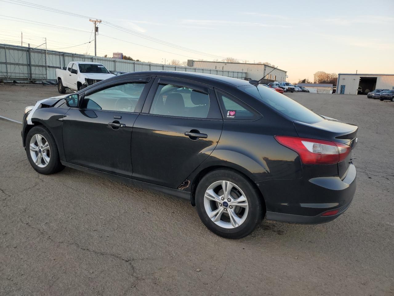 VIN 1FADP3F23EL396881 2014 FORD FOCUS no.2