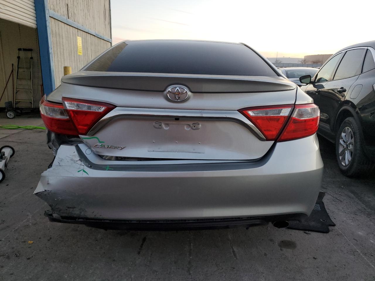 VIN 4T1BF1FK5GU262004 2016 TOYOTA CAMRY no.6