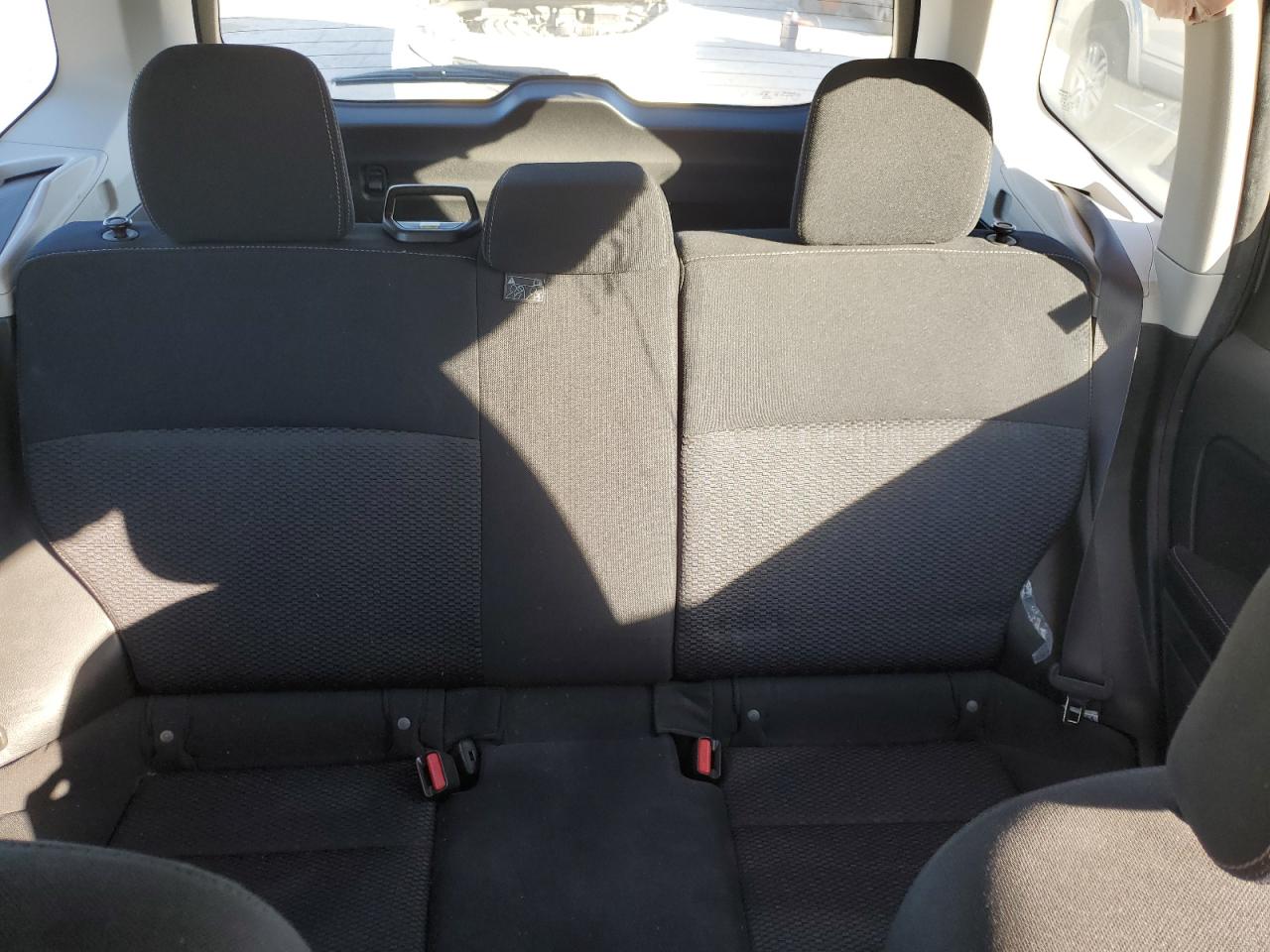 2015 Subaru Forester - Image 10