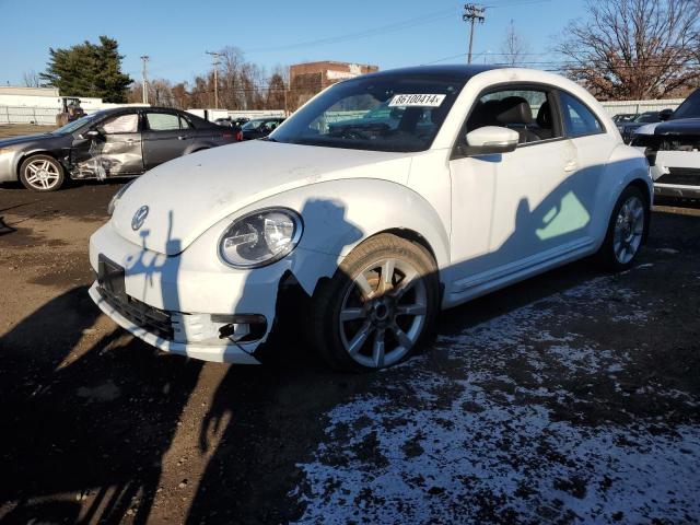  VOLKSWAGEN BEETLE 2016 Белы