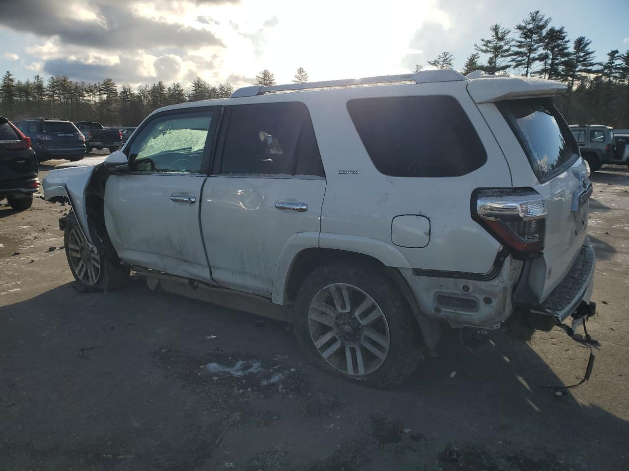 VIN JTEBU5JR4F5270668 2015 TOYOTA 4RUNNER no.2