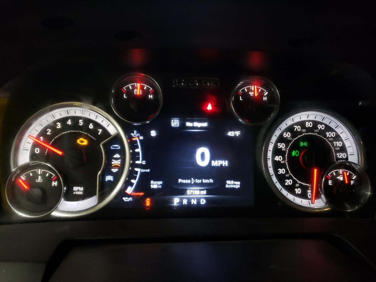 2016 RAM 1500 - Image 9