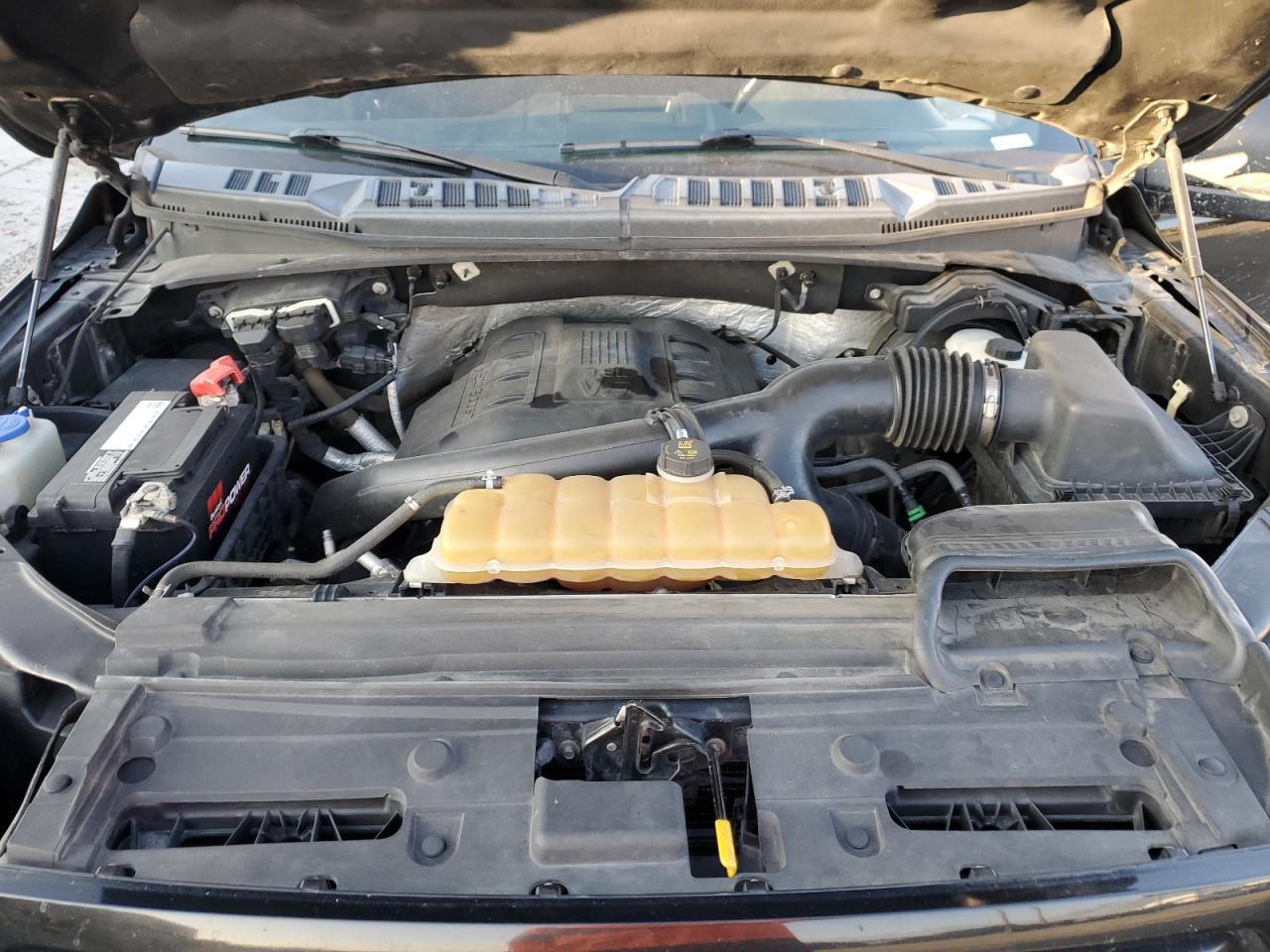 2015 Ford F-150 - Image 12