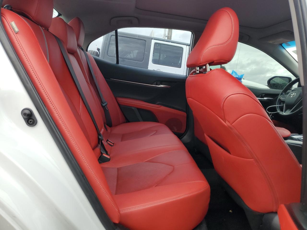 2019 Toyota Camry - Image 10