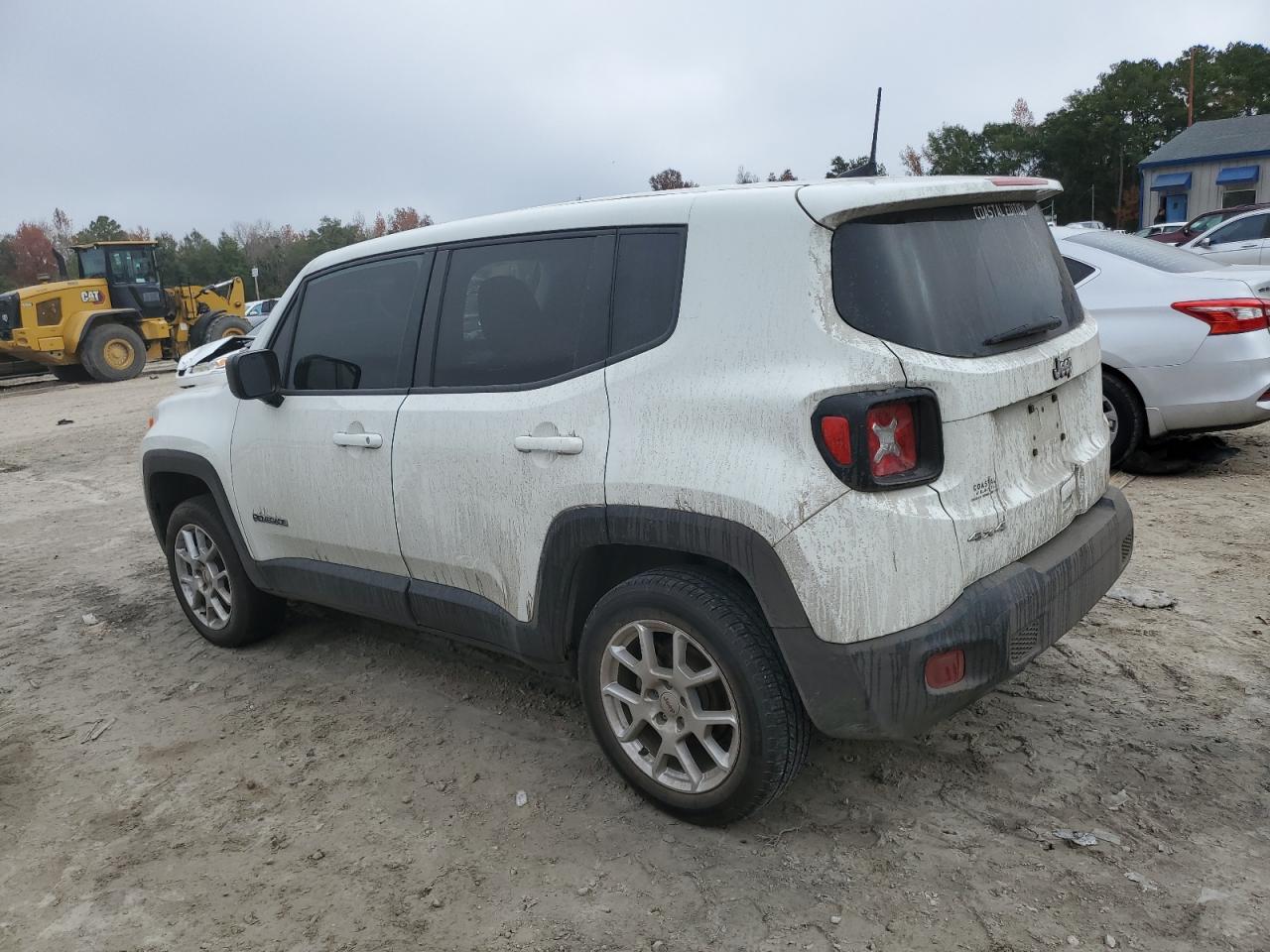 VIN ZACNJDB12PPP56141 2023 JEEP RENEGADE no.2