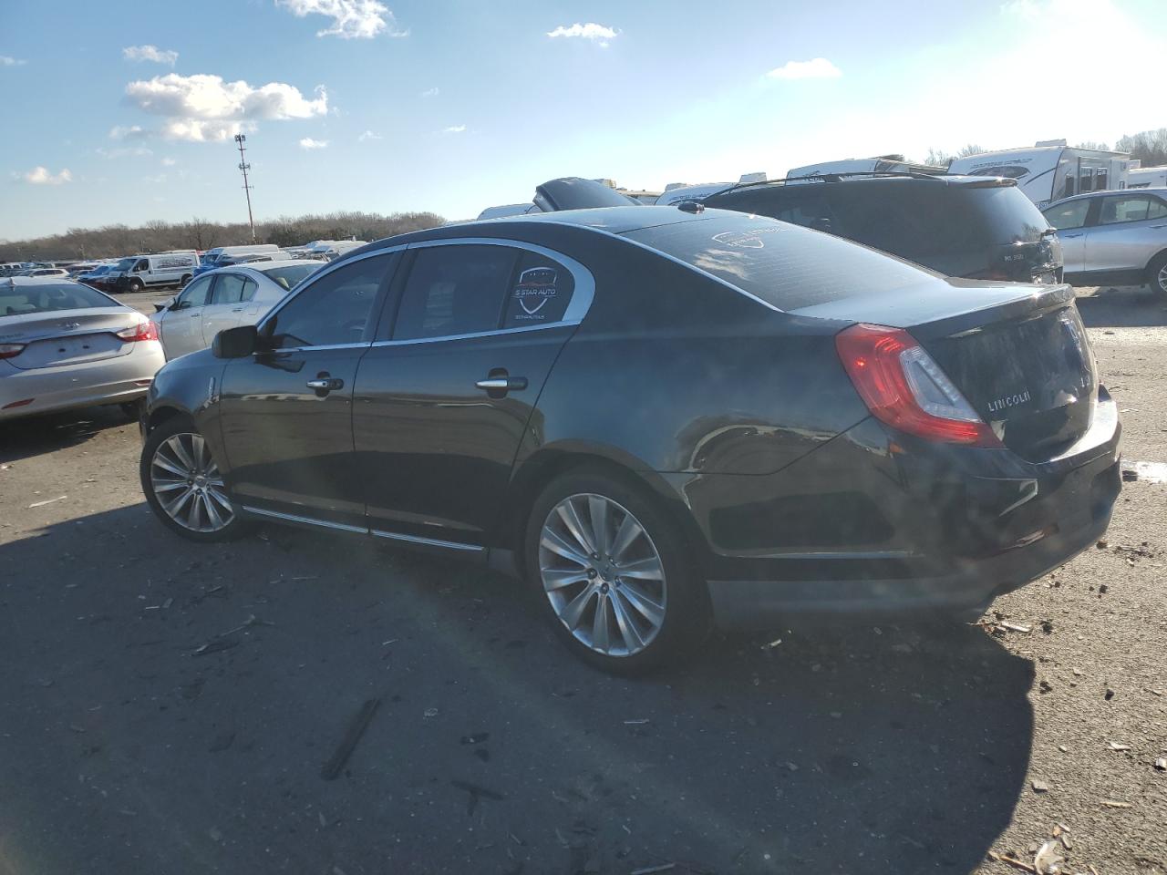 2014 Lincoln MKS - Image 2