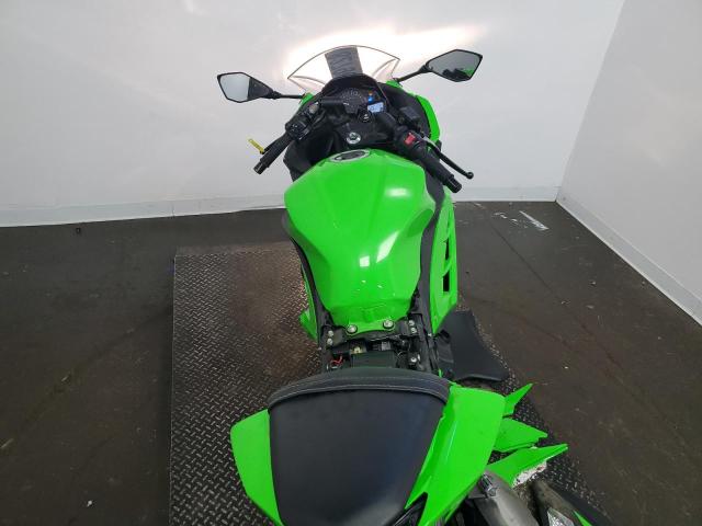  KAWASAKI EX300 B 2015 Зелений