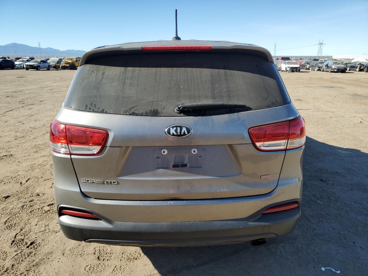 VIN 5XYPG4A38GG186515 2016 KIA SORENTO no.6