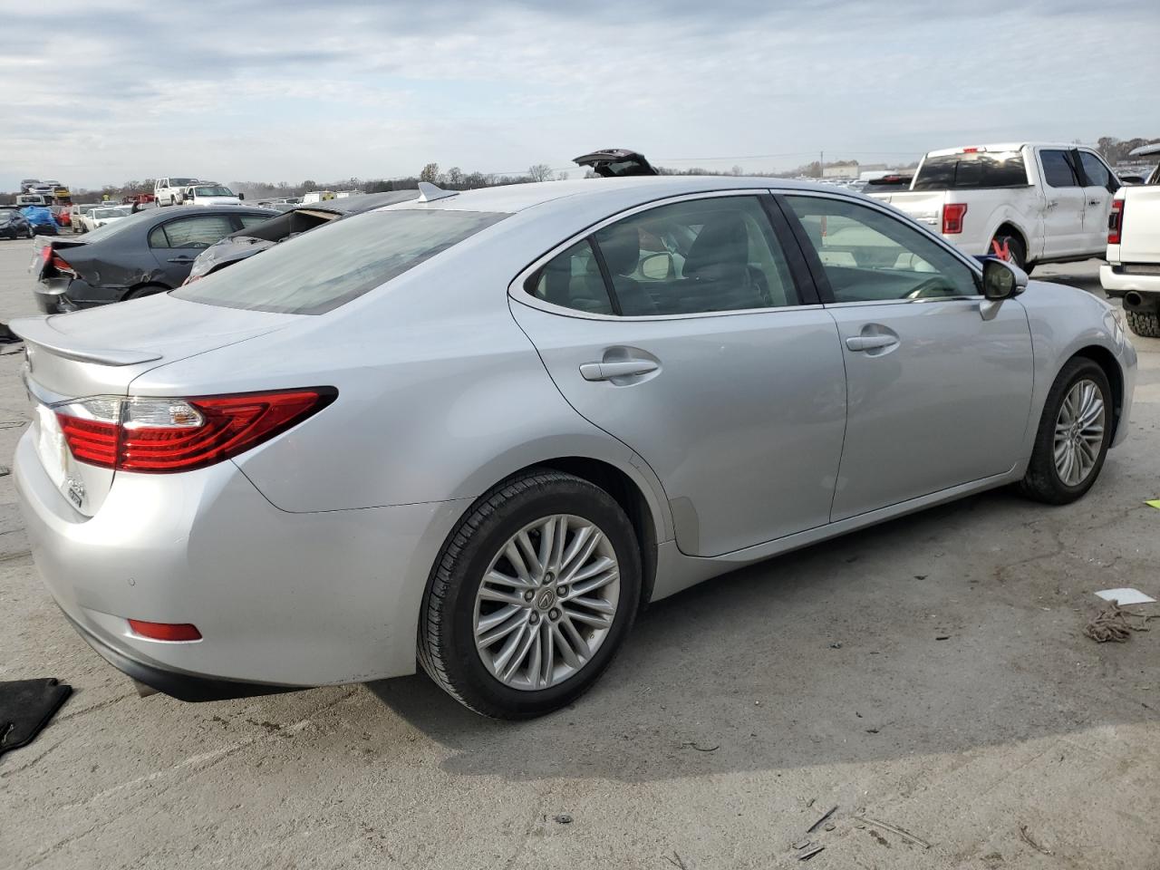 VIN JTHBK1GG8E2141811 2014 LEXUS ES350 no.3