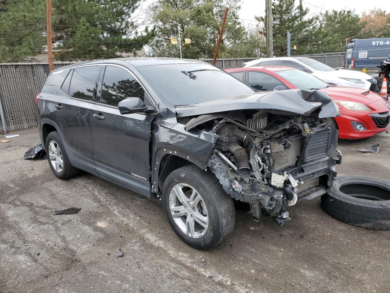 2019 GMC Terrain - Image 4