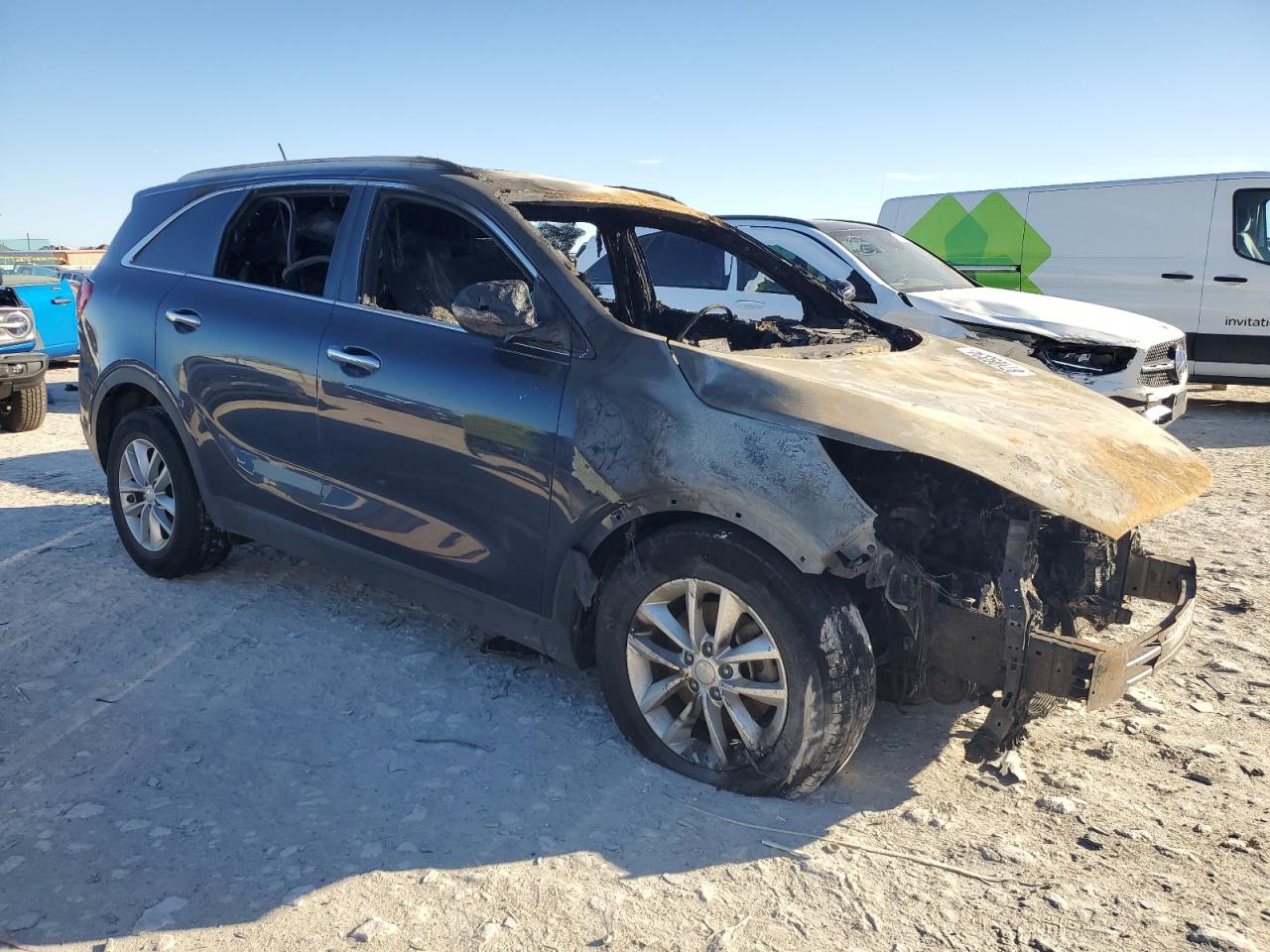 2017 Kia Sorento - Image 4