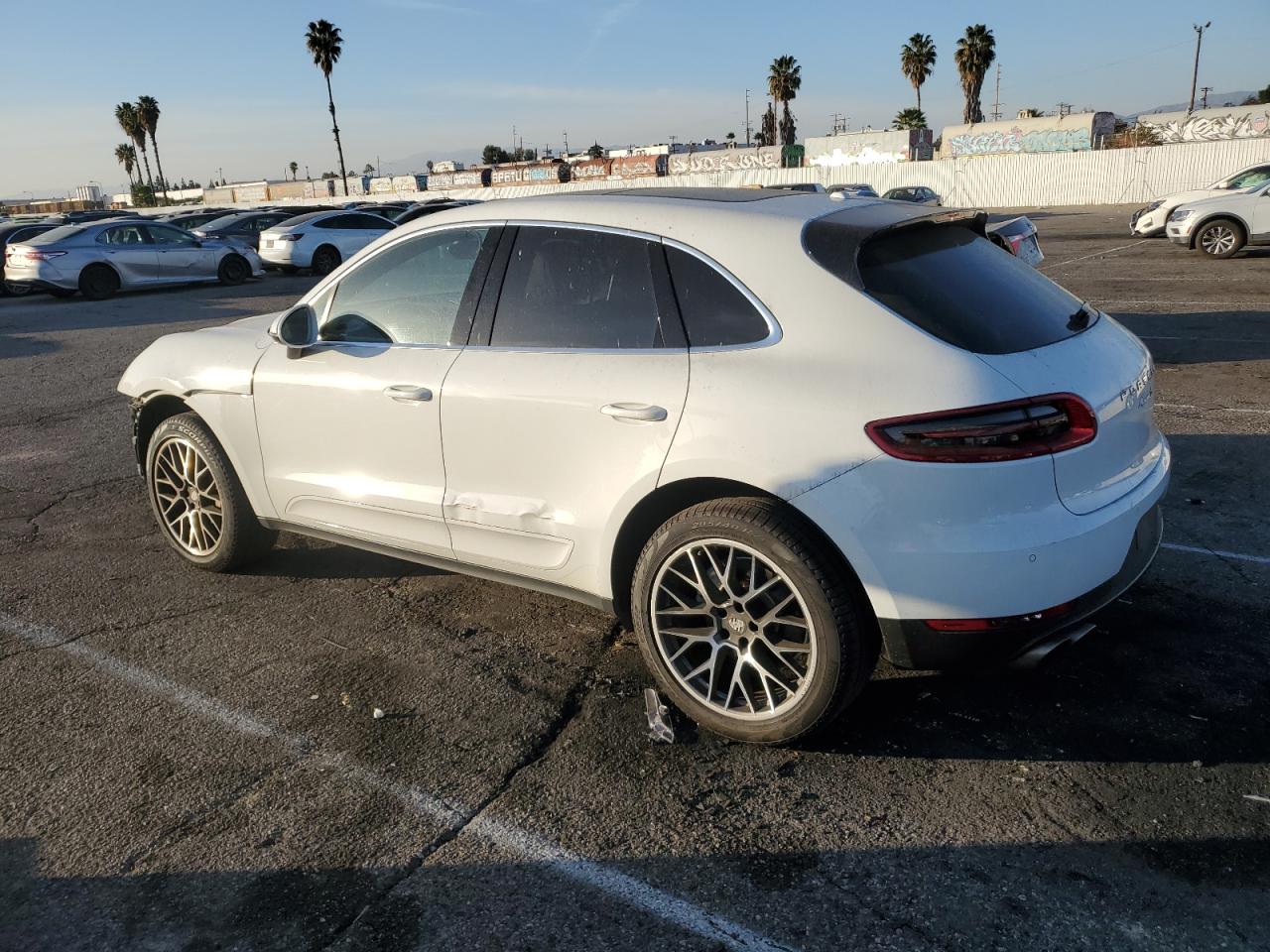 VIN WP1AB2A59HLB14477 2017 PORSCHE MACAN no.2