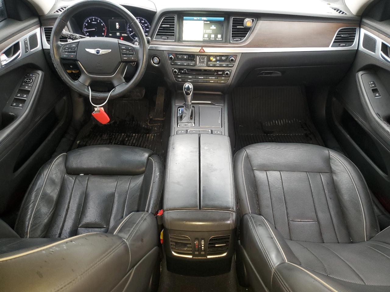 2015 Hyundai Genesis - Image 8