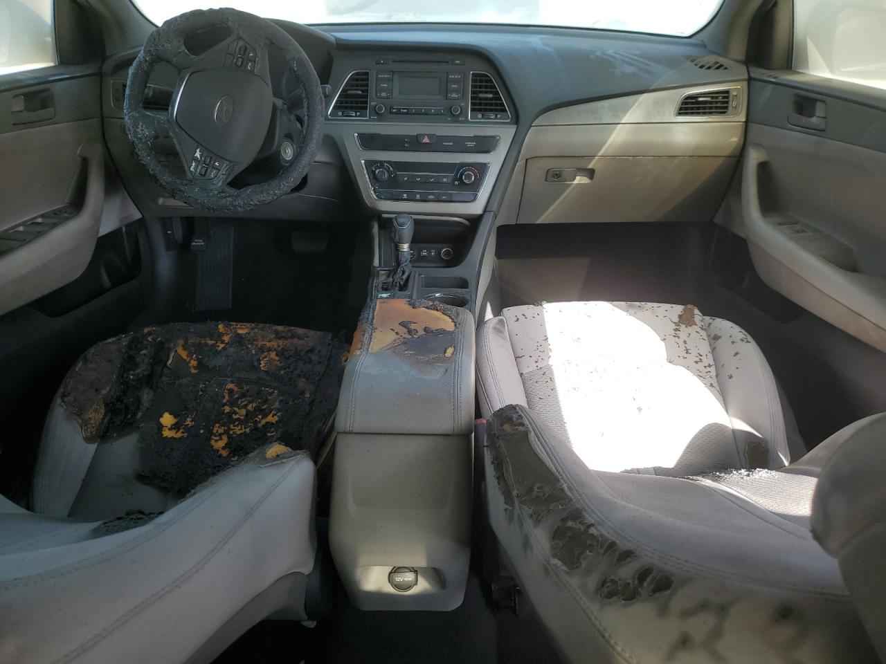 2017 Hyundai Sonata - Image 8