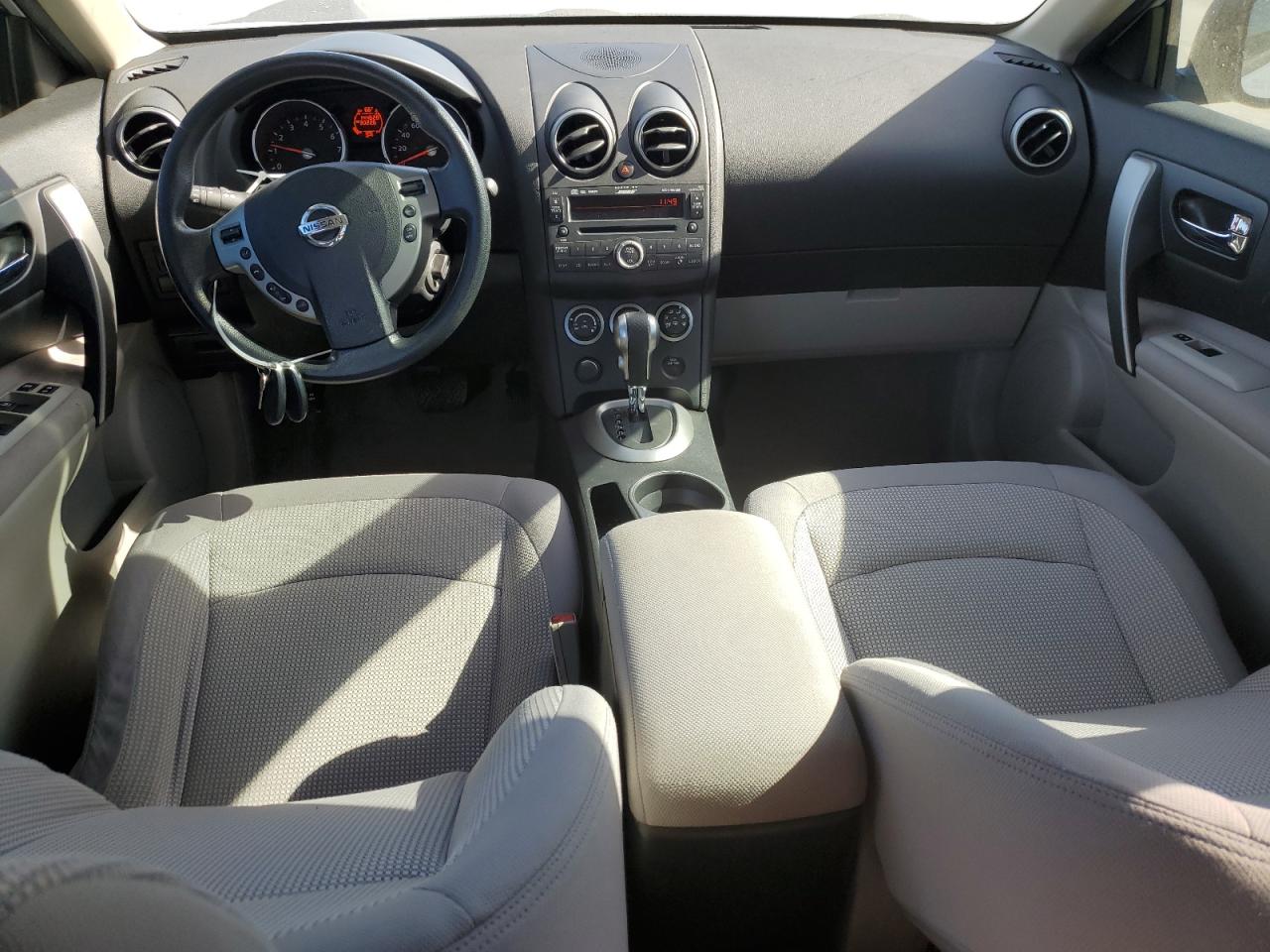 2009 Nissan Rogue - Image 8