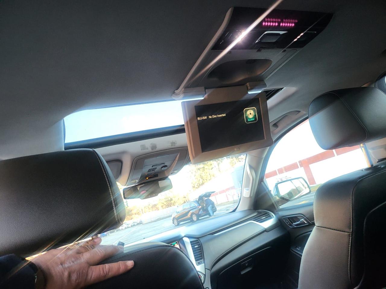 2016 Chevrolet Suburban K1500 Ltz VIN: 1GNSKJKC8GR133621 Lot: 87318184