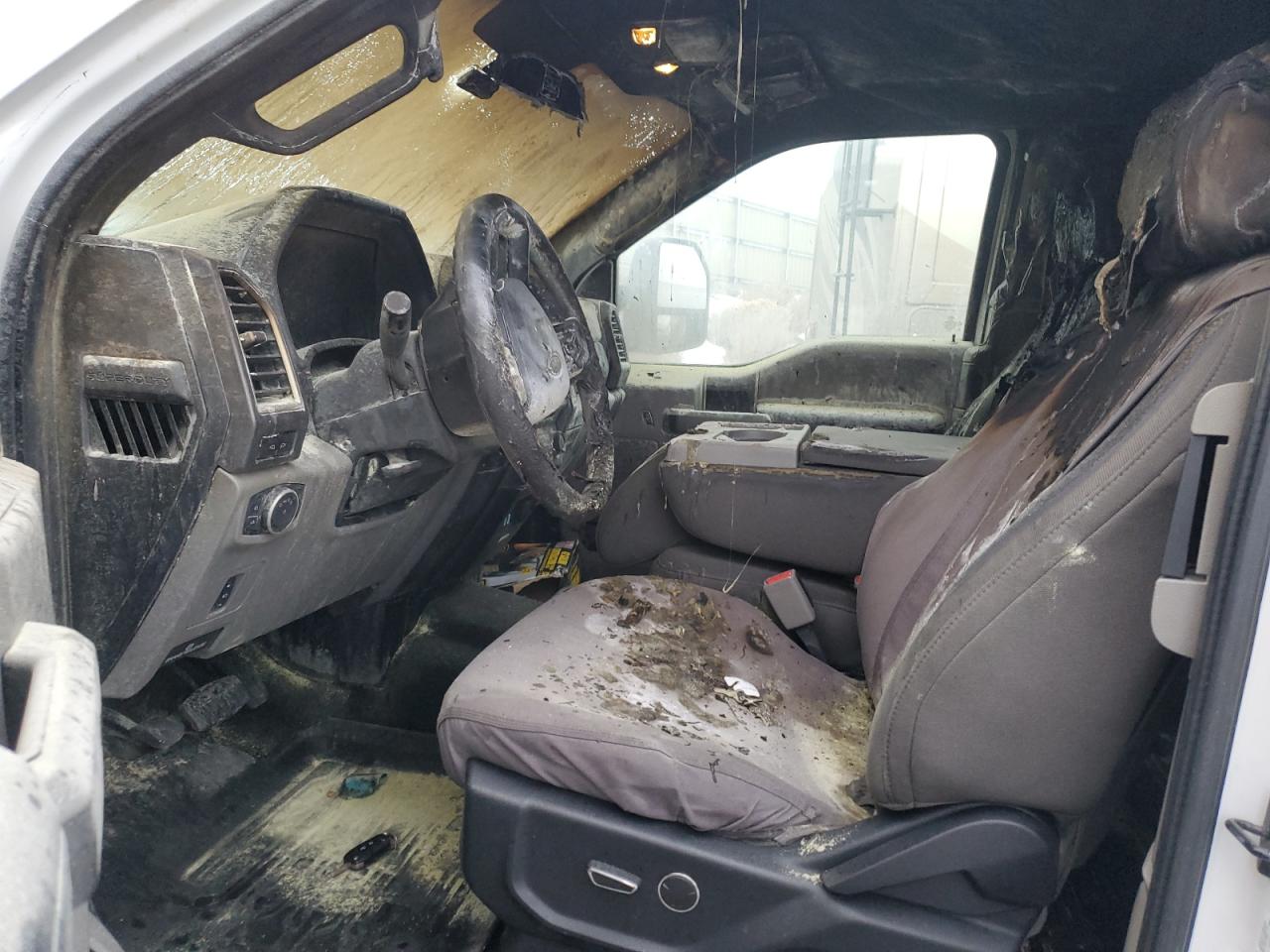 2017 Ford F250 - Image 7