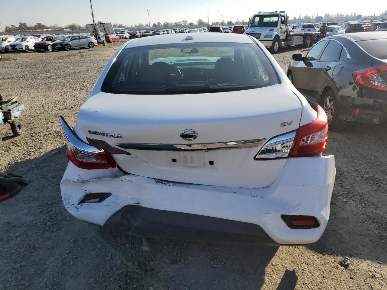 2017 Nissan Sentra - Image 6