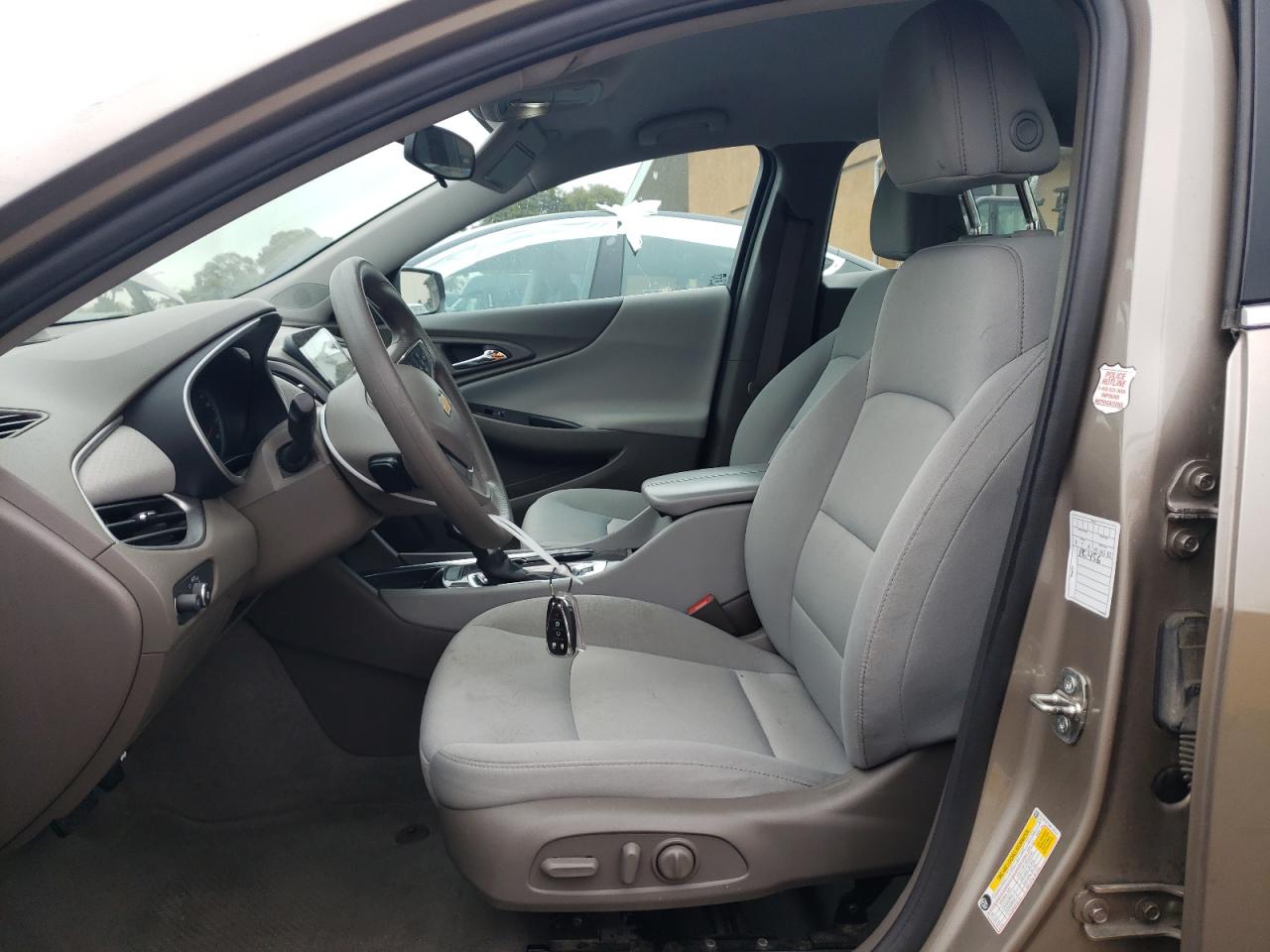 2022 Chevrolet Malibu - Image 7