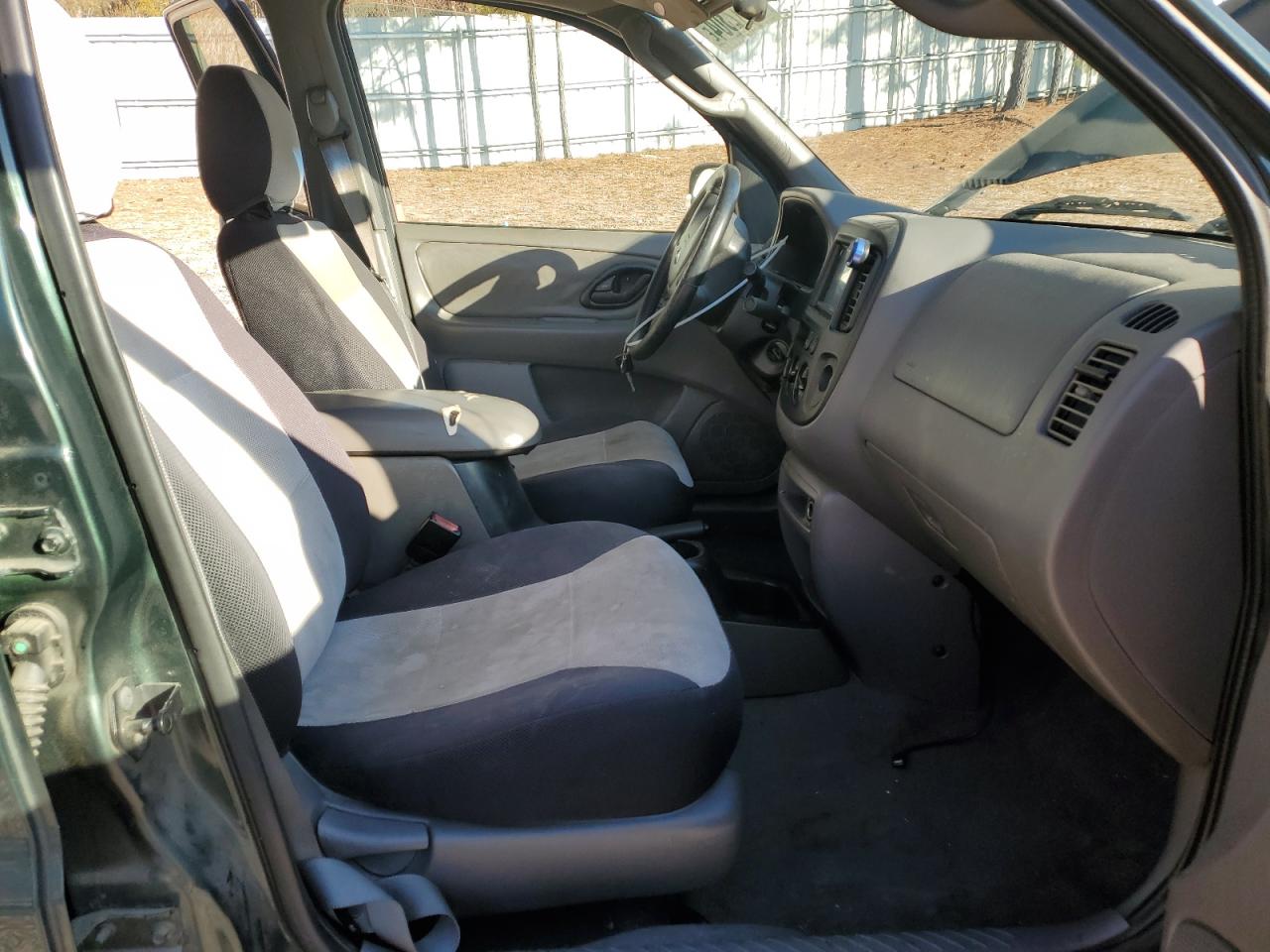 2002 Ford Escape - Image 7