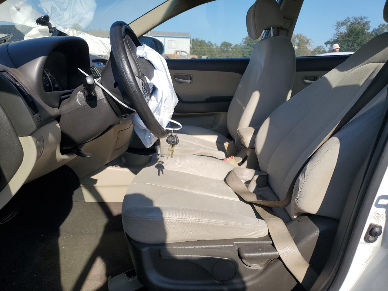 2009 Hyundai Elantra - Image 7