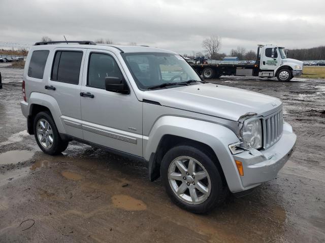  JEEP LIBERTY 2012 Серебристый