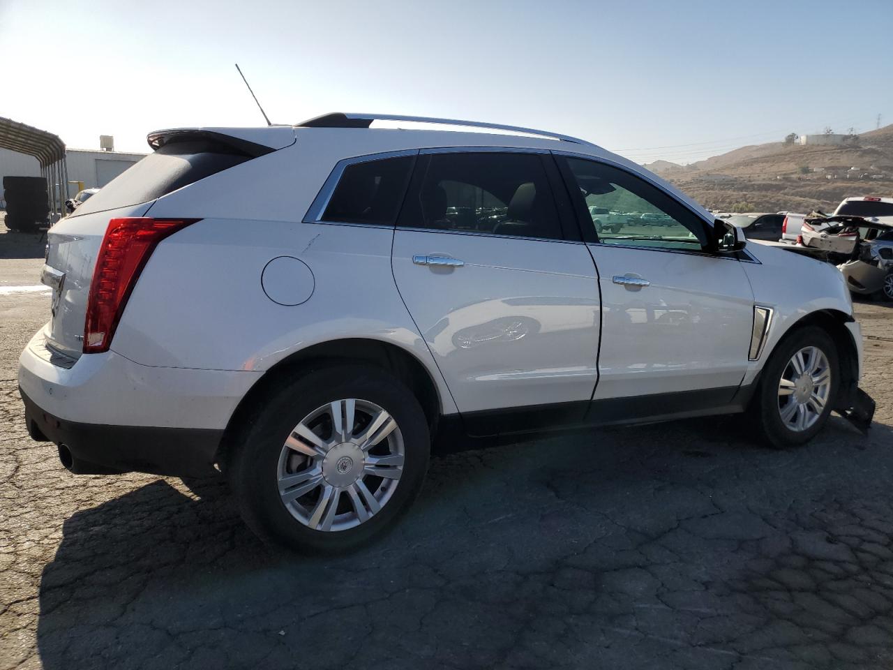 2016 Cadillac SRX - Image 3