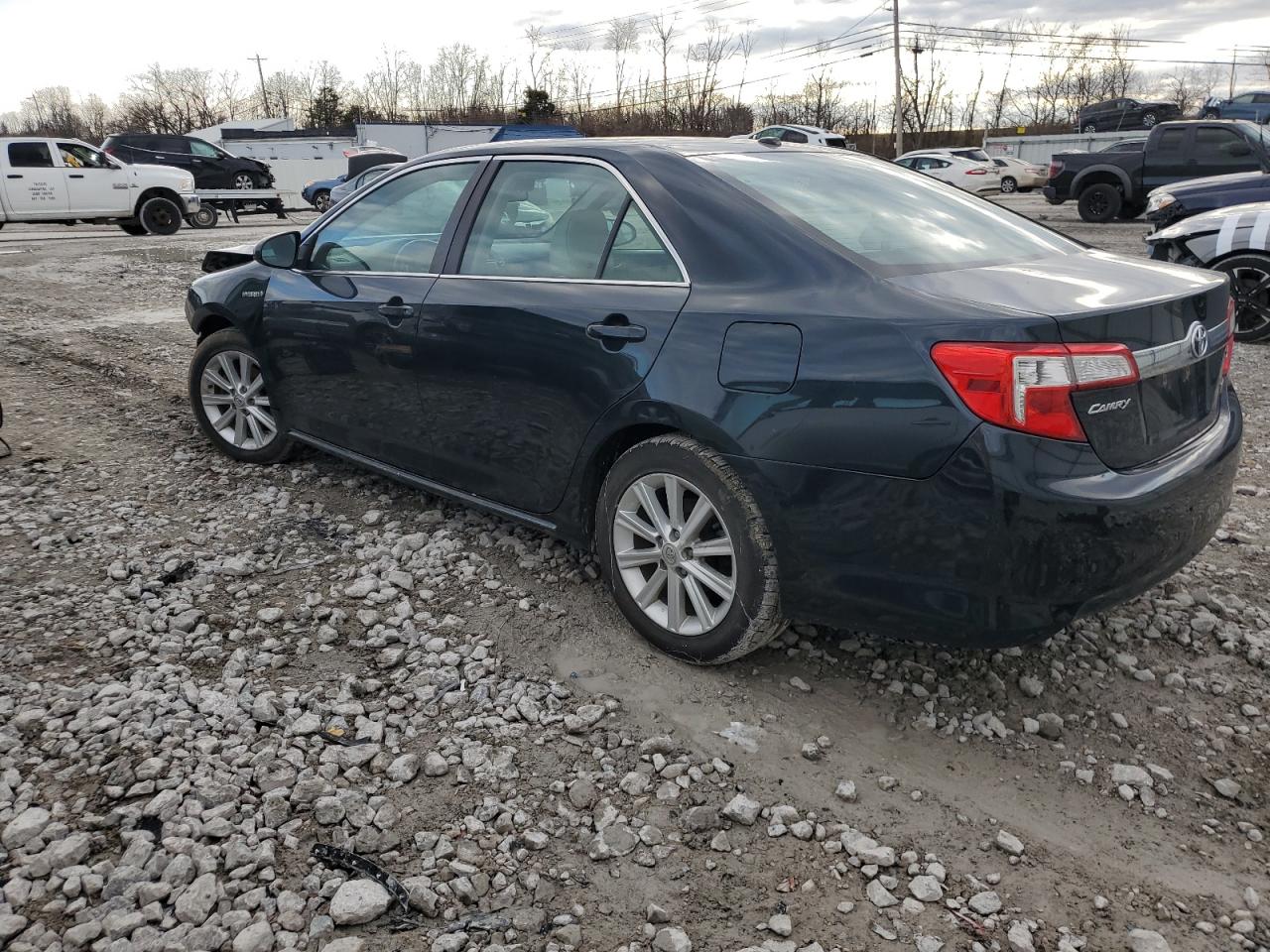 VIN 4T1BD1FKXEU104986 2014 TOYOTA CAMRY no.2