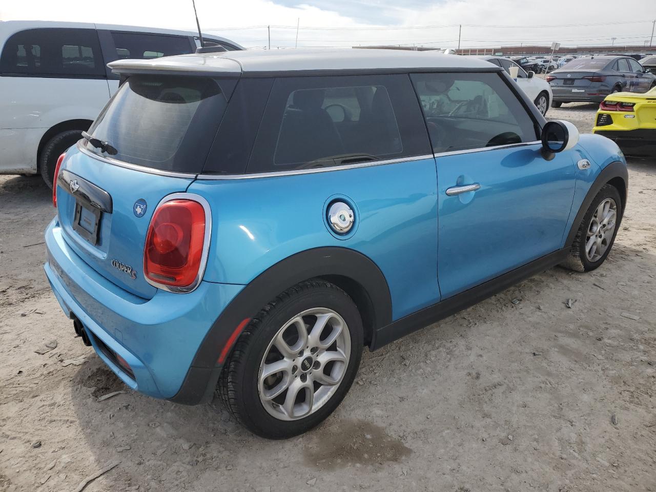 2015 MINI Cooper - Image 3
