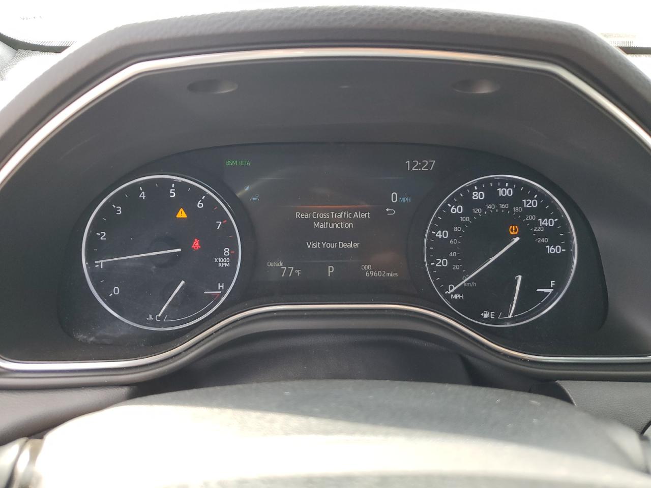 2021 Toyota Avalon - Image 9