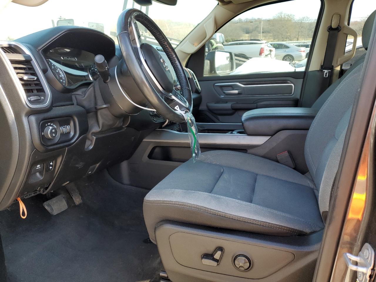 2019 RAM 1500 - Image 7