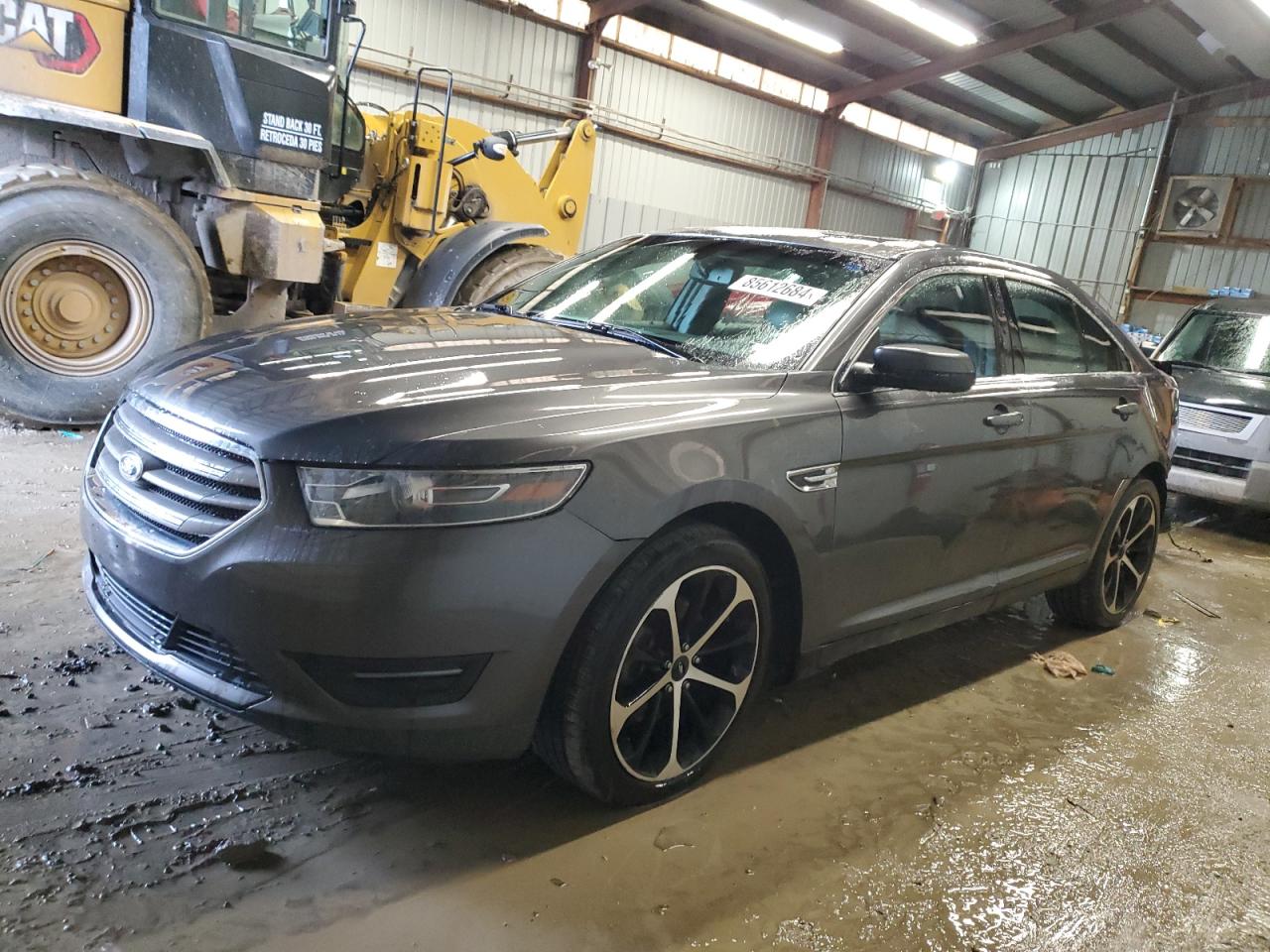 VIN 1FAHP2H80FG115918 2015 FORD TAURUS no.1