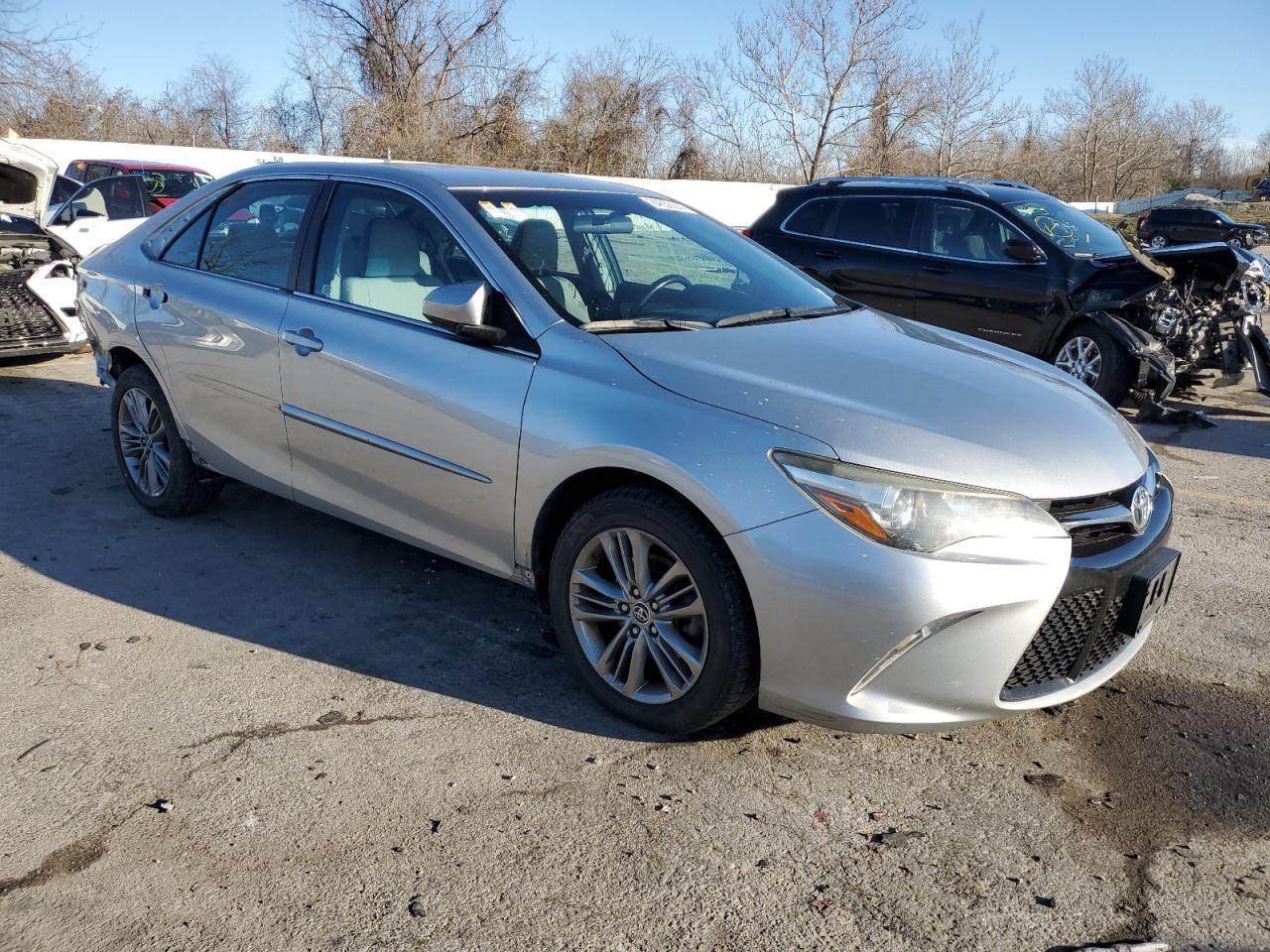 VIN 4T1BF1FK3GU999623 2016 TOYOTA CAMRY no.4