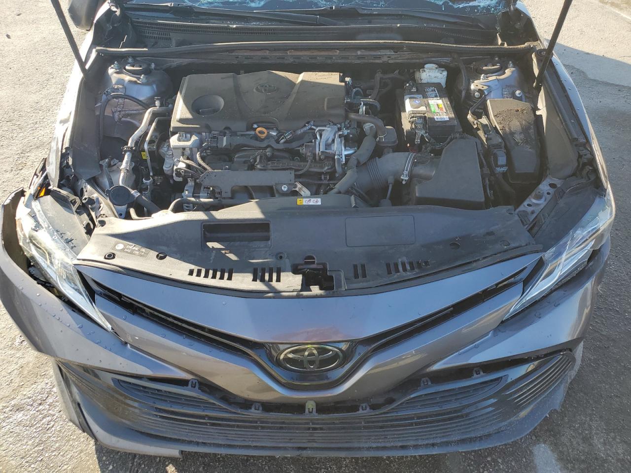 2019 Toyota Camry - Image 11