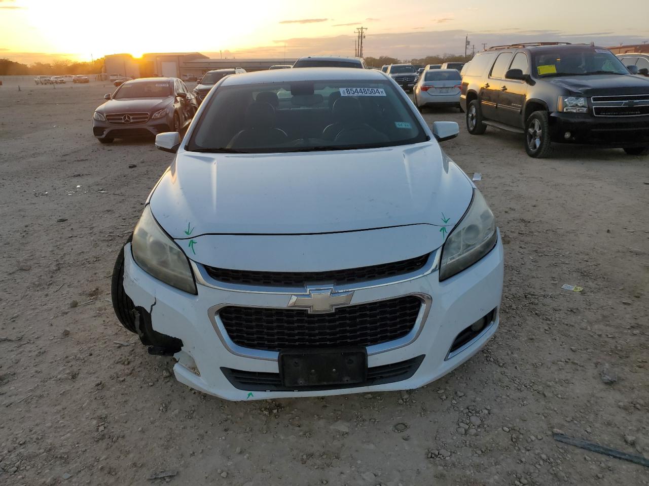 VIN 1G11E5SL9EF299351 2014 CHEVROLET MALIBU no.5