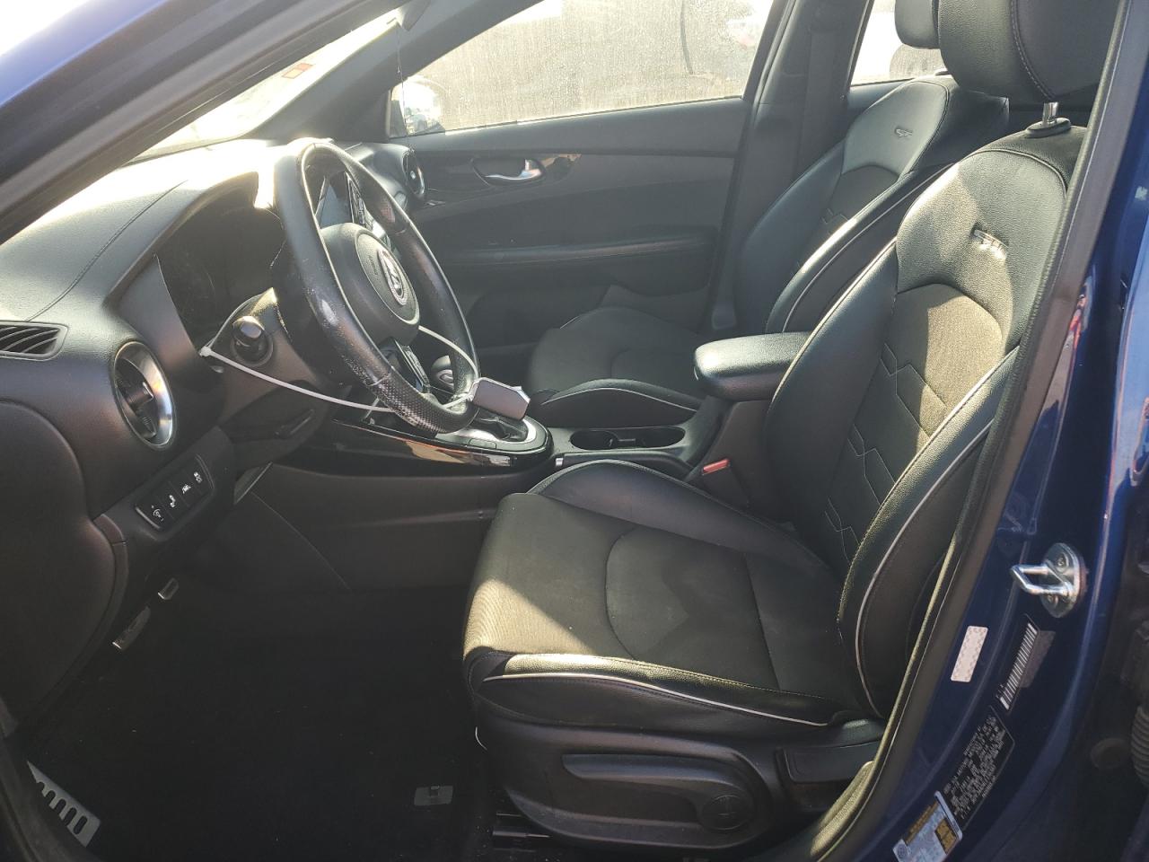 2020 Kia Forte - Image 7