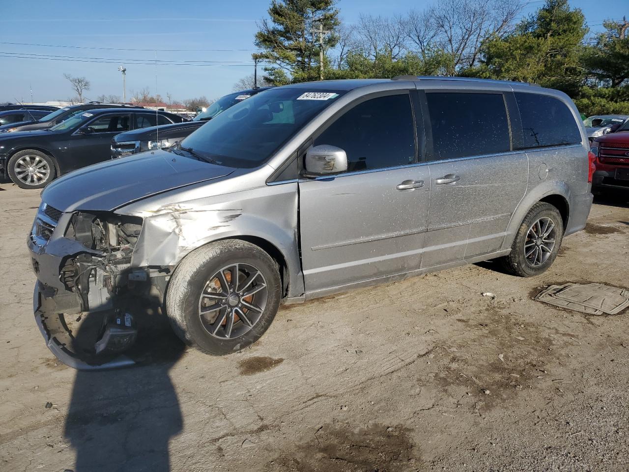 2017 Dodge Caravan - Image 1